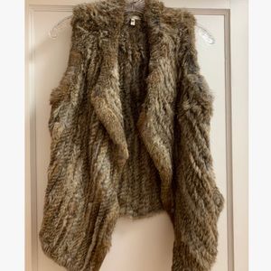 Joie fur vest